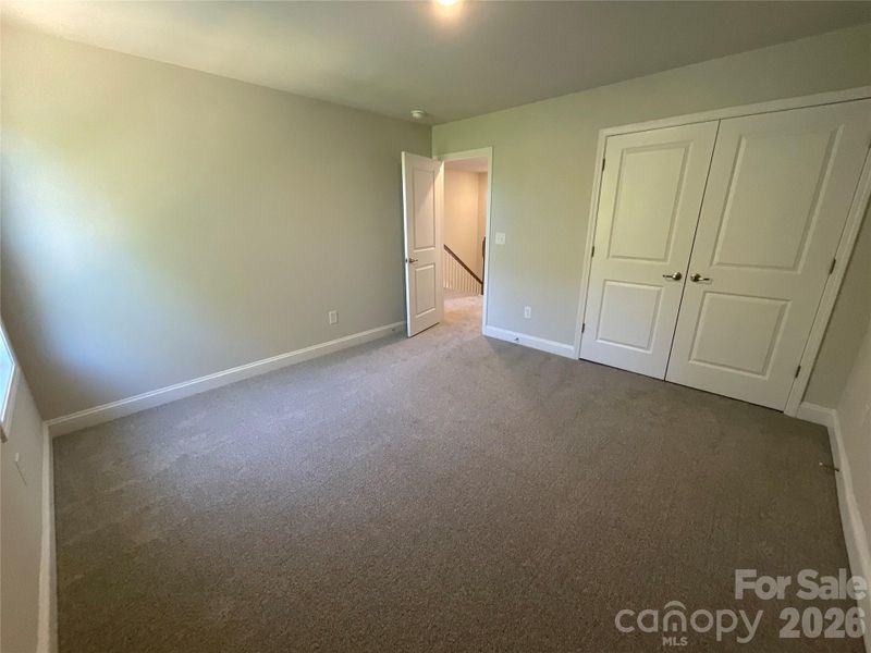 Spacious, unfurnished interior of a new home in Lauren Pines, York (Image 25).