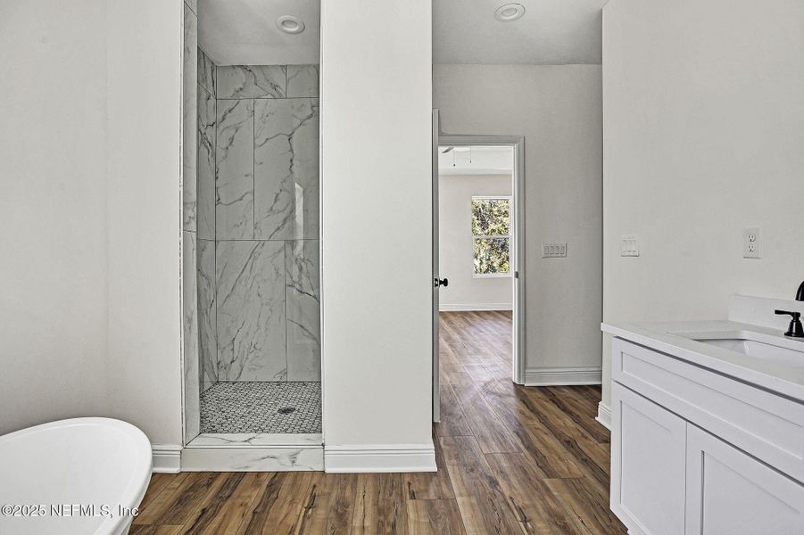 Image 28 of a home in .