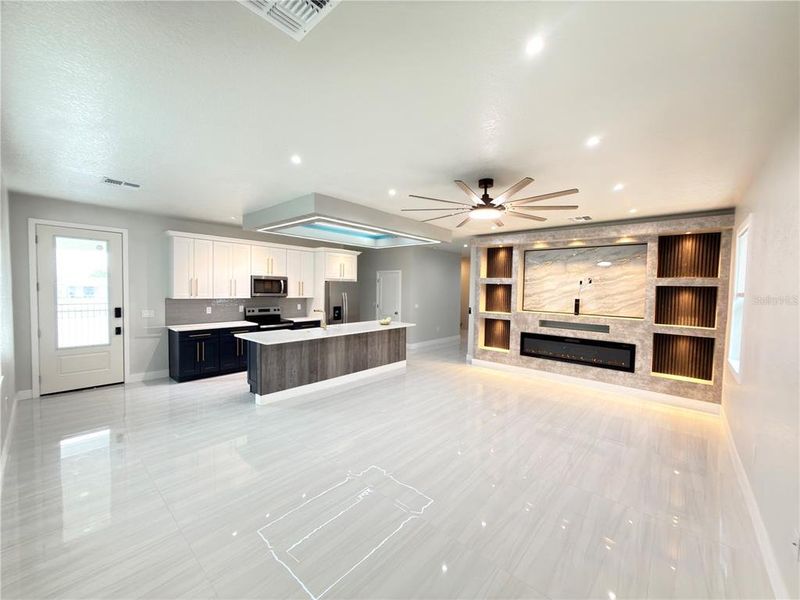Image 18 of a home in .