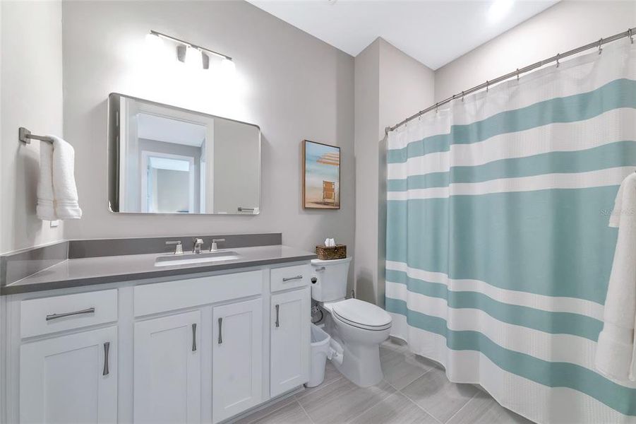 Furnished interior view inside a new home in , Englewood (Image 13).