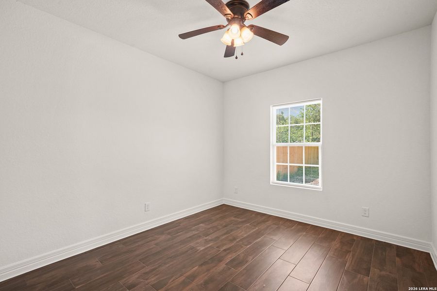 Spacious, unfurnished interior of a new home in , San Antonio (Image 24).