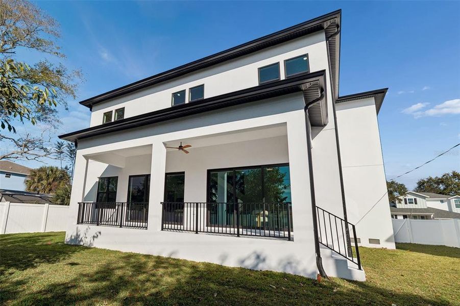 Exterior details and patio area of a home in , Tampa (Image 28).