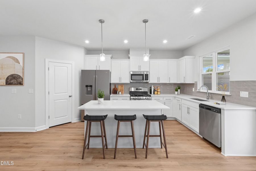 Tredenham 7_VS_Kitchen 1_webready