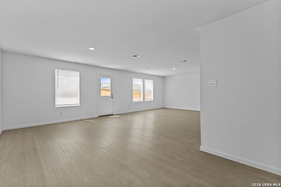 Spacious, unfurnished interior of a new home in Grace Valley, Marion (Image 23).