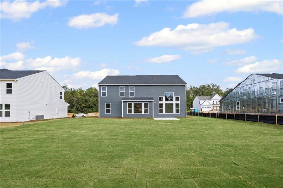 Exterior details and patio area of a home in Pickens Bluff, Hiram (Image 3).