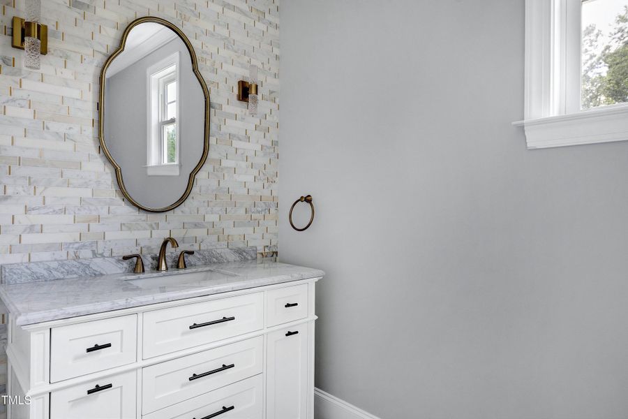 16 - powder 16 - powder