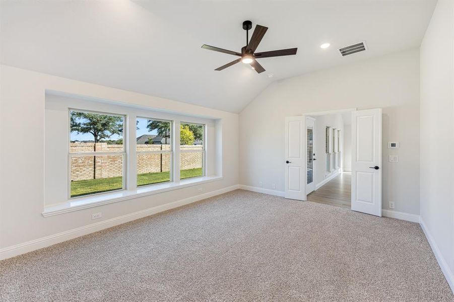 Spacious, unfurnished interior of a new home in Arcadia Trails Classic 50, Balch Springs (Image 20).