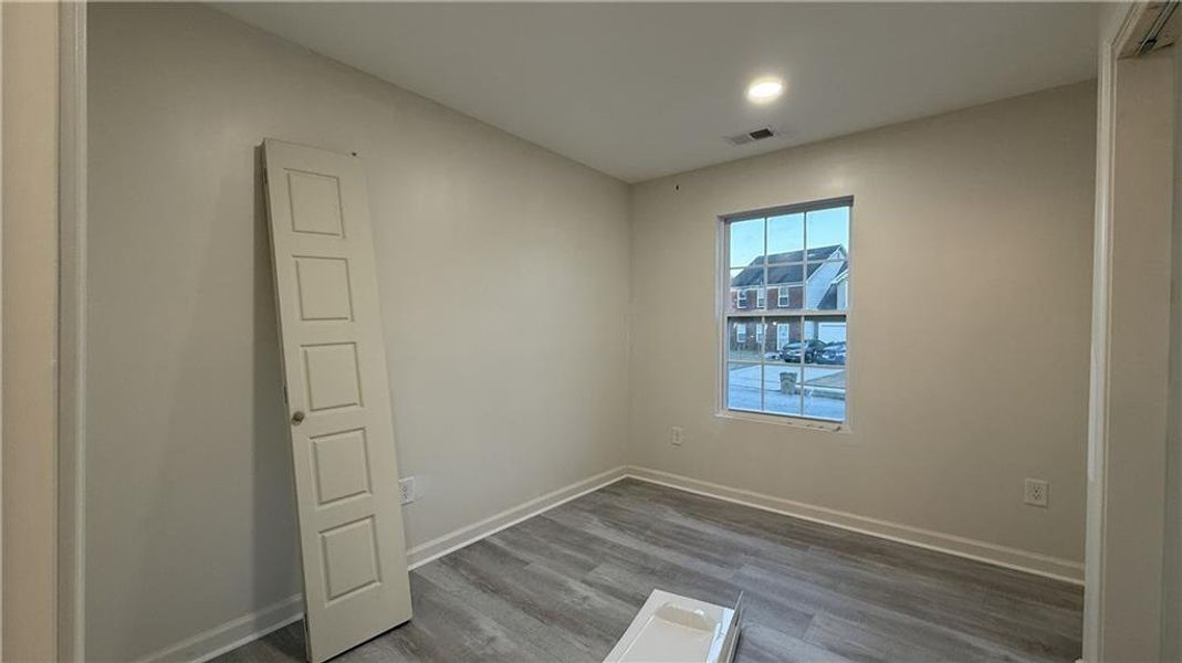 Spacious, unfurnished interior of a new home in , Jonesboro (Image 3).