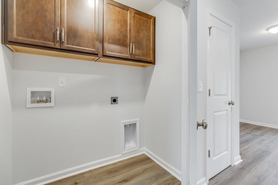 Spacious, unfurnished interior of a new home in Astoria, Columbia (Image 19). Spacious, unfurnished interior of a new home in Astoria, Columbia (Image 19).