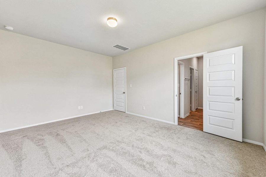 Spacious, unfurnished interior of a new home in Edgebrooke, Pflugerville (Image 21). Spacious, unfurnished interior of a new home in Edgebrooke, Pflugerville (Image 21).