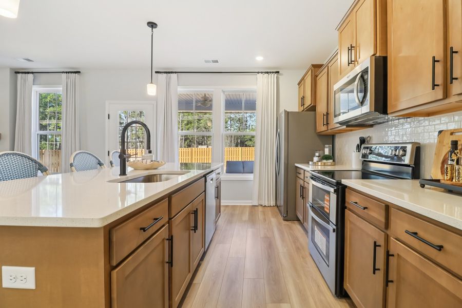 Representative furnished interior of a home built from the Makenzie II by Great Southern Homes in Peachtree Hills, Lexington (Image 18).