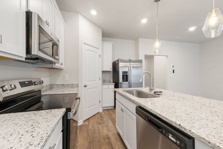 3br New Home in Hampton, GA.  - Slide 7