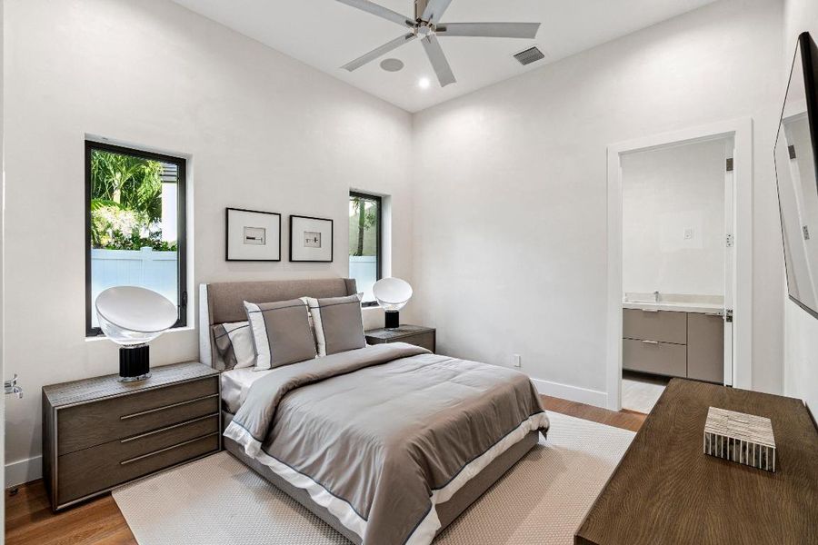 354 NE 4th St Boca Raton FL 35