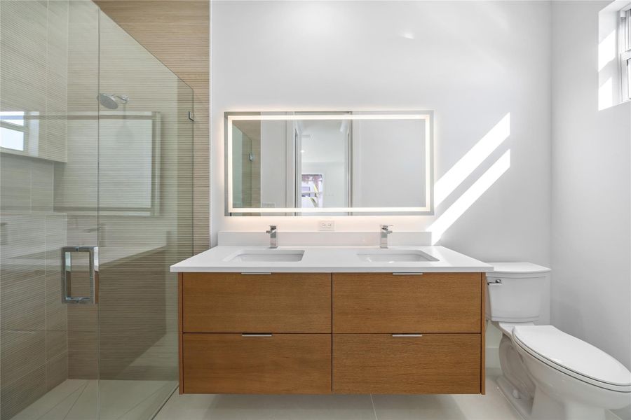 AI Enhanced/Virtually Staged AI Enhanced/Virtually Staged