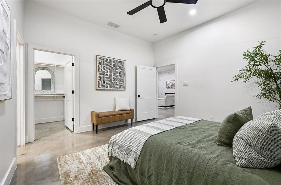 Furnished interior view inside a new home in , Denison (Image 29).