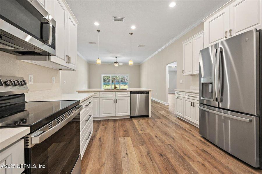 Furnished interior view inside a new home in , Jacksonville (Image 4).