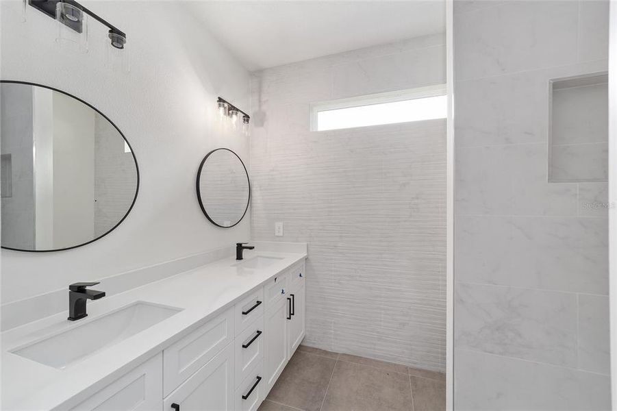 Furnished interior view inside a new home in , Ocala (Image 12).