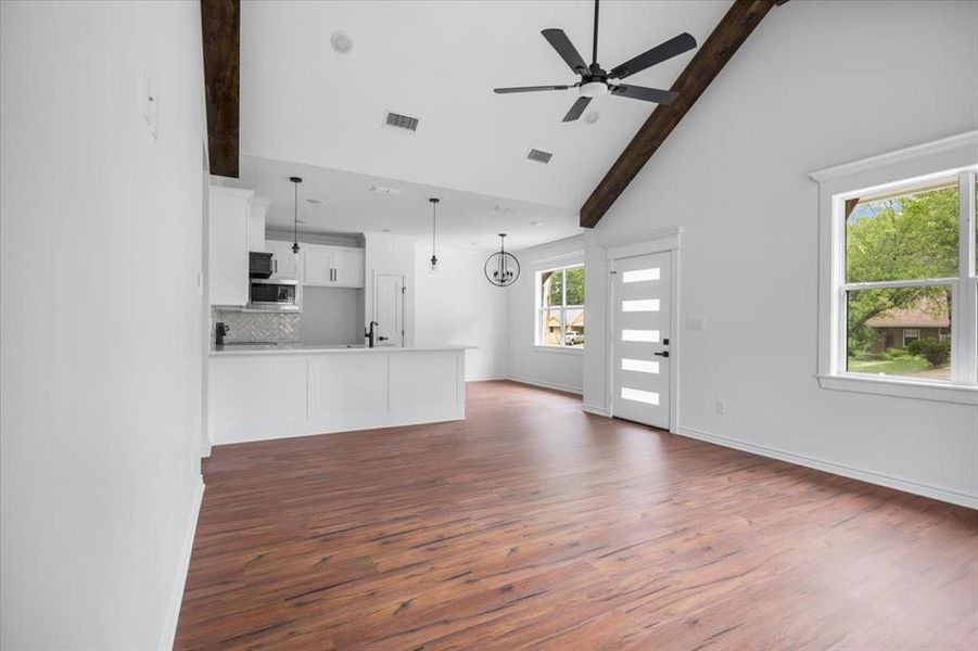 Spacious, unfurnished interior of a new home in , Tyler (Image 25).