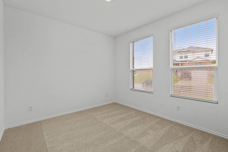 Spacious, unfurnished interior of a new home in Clayton Ranch, Copperas Cove (Image 32).