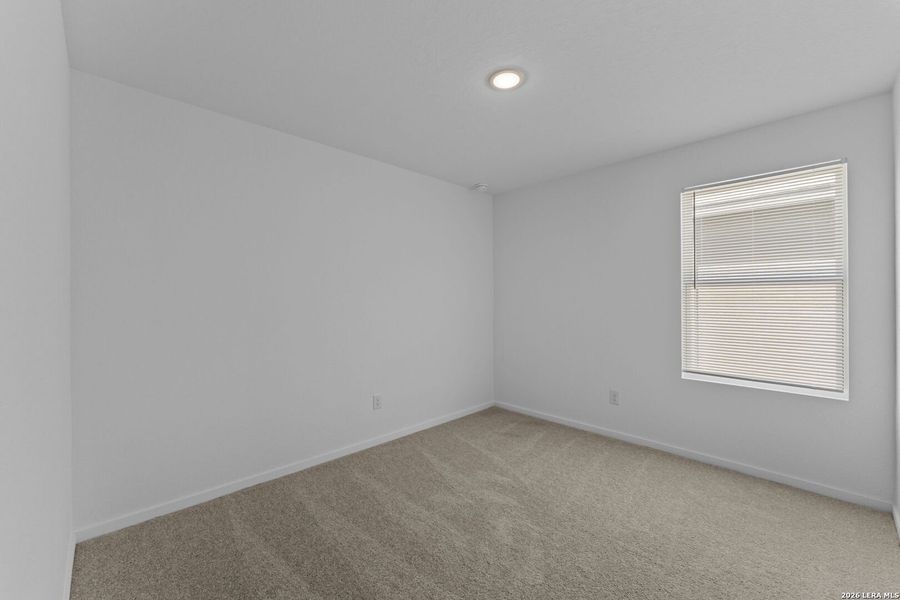 Spacious, unfurnished interior of a new home in Higdon Crossing, San Antonio (Image 25). Spacious, unfurnished interior of a new home in Higdon Crossing, San Antonio (Image 25).