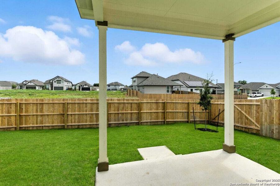 Image 18 of a home in August Fields.