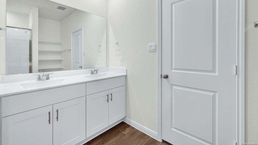 Furnished interior view inside a new home in Paramount, Kyle (Image 13).