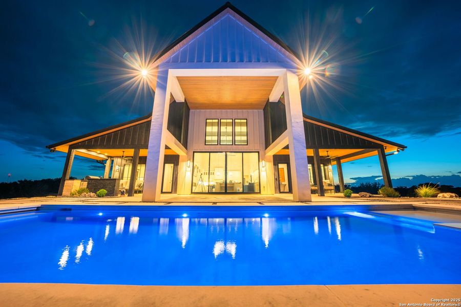 Image 40 of a home in .