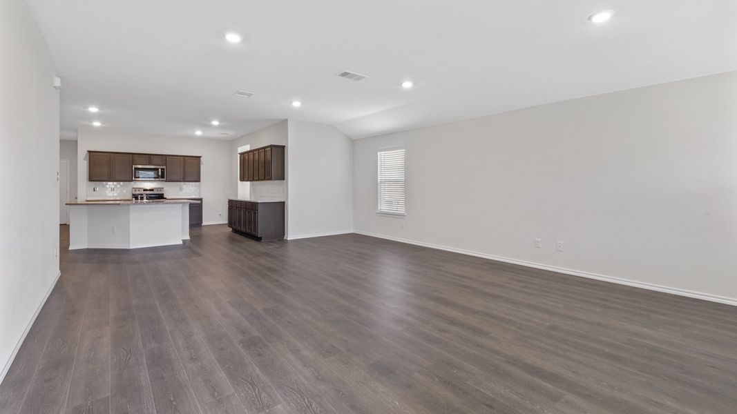 Spacious, unfurnished interior of a new home in Valor Farms, Royse City (Image 23). Spacious, unfurnished interior of a new home in Valor Farms, Royse City (Image 23).