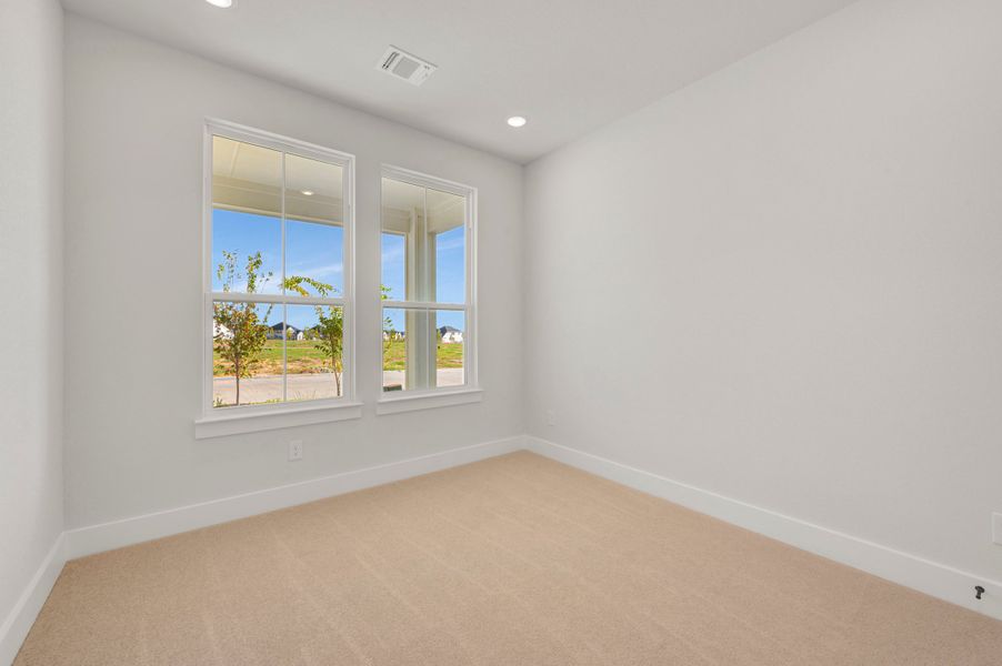 Spacious, unfurnished interior of a new home in Treeline, Justin (Image 16).