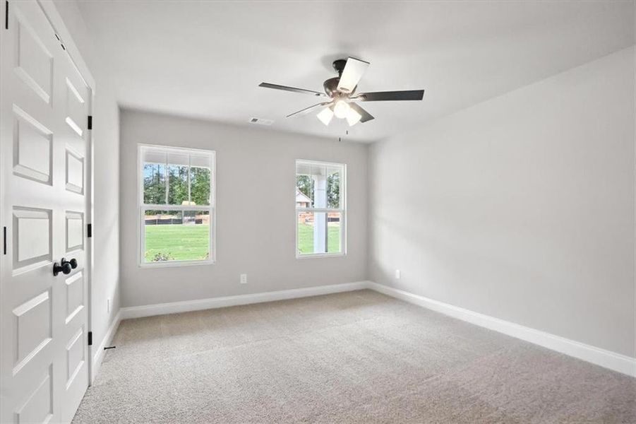 Spacious, unfurnished interior of a new home in , Hartwell (Image 37).