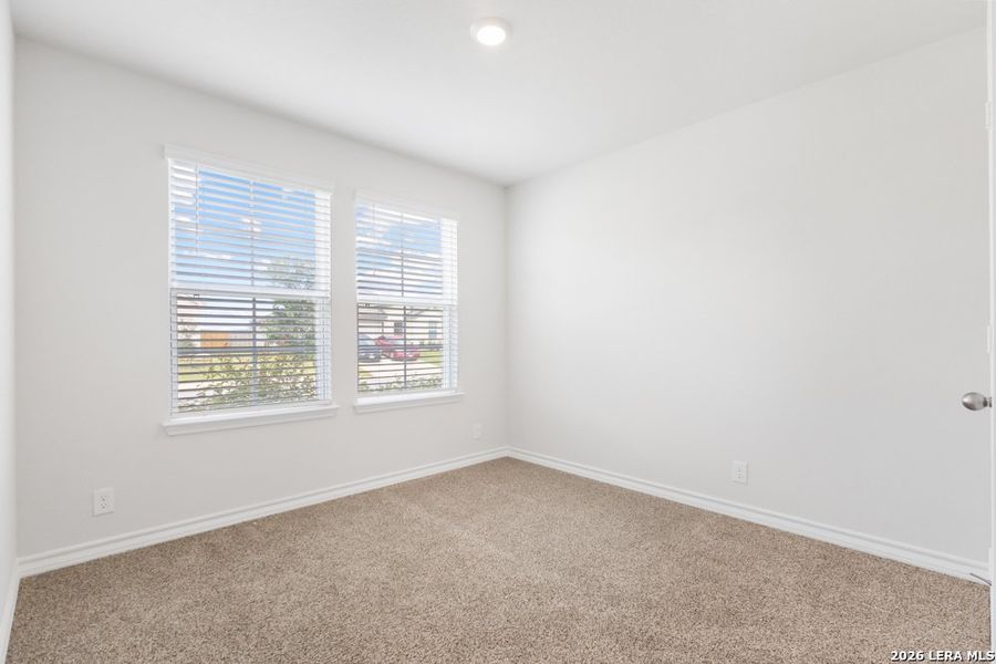 Spacious, unfurnished interior of a new home in Brookstone Creek, San Antonio (Image 17).
