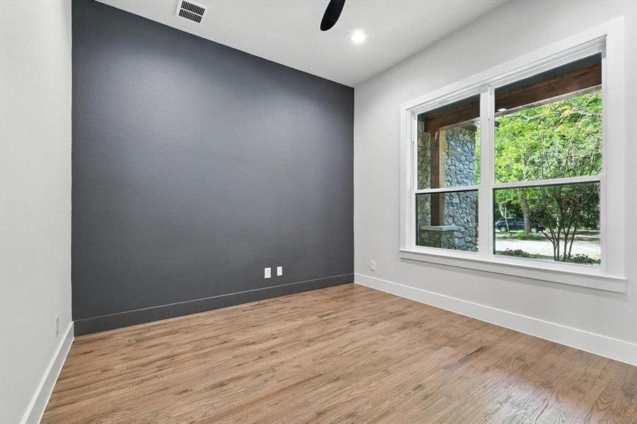 Spacious, unfurnished interior of a new home in , Waxahachie (Image 25).