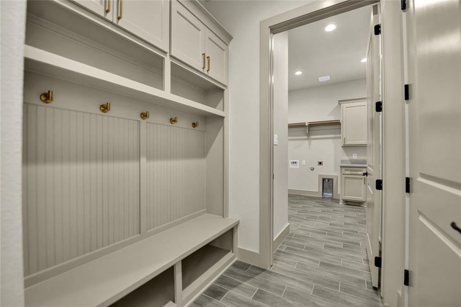 Furnished interior view inside a new home in , Decatur (Image 6).