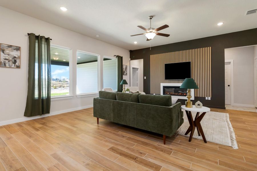 7011 Alamo Estates - Model - Lubbock - Family Room 7011 Alamo Estates - Model - Lubbock - Family Room