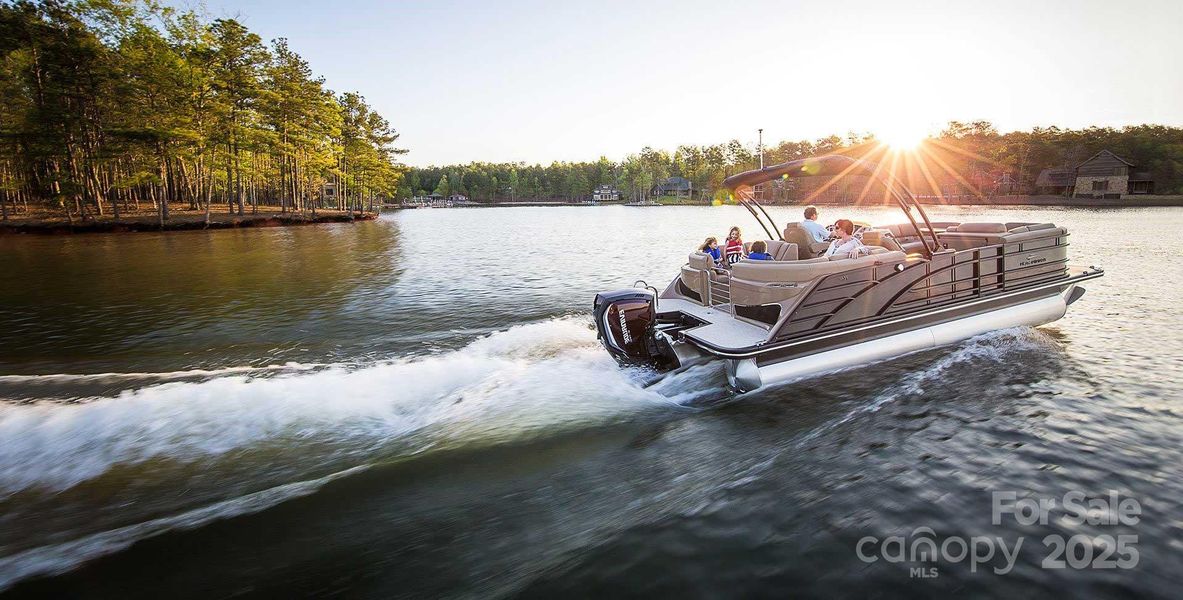 Boating on Lake Norman