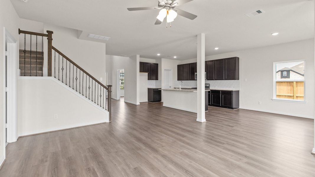 Representative furnished interior of a home built from the Southfork by Brightland Homes in Mostyn Springs, Magnolia (Image 10).