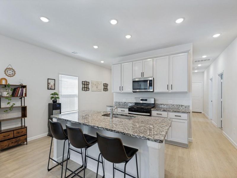 Furnished interior view inside a new home in , Conroe (Image 19).