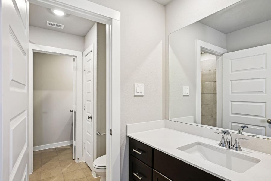 Photo is not of the actual home but is an inspirational photo of builder’s model home and may depict options, furnishings, and/or decorator features that are not included.