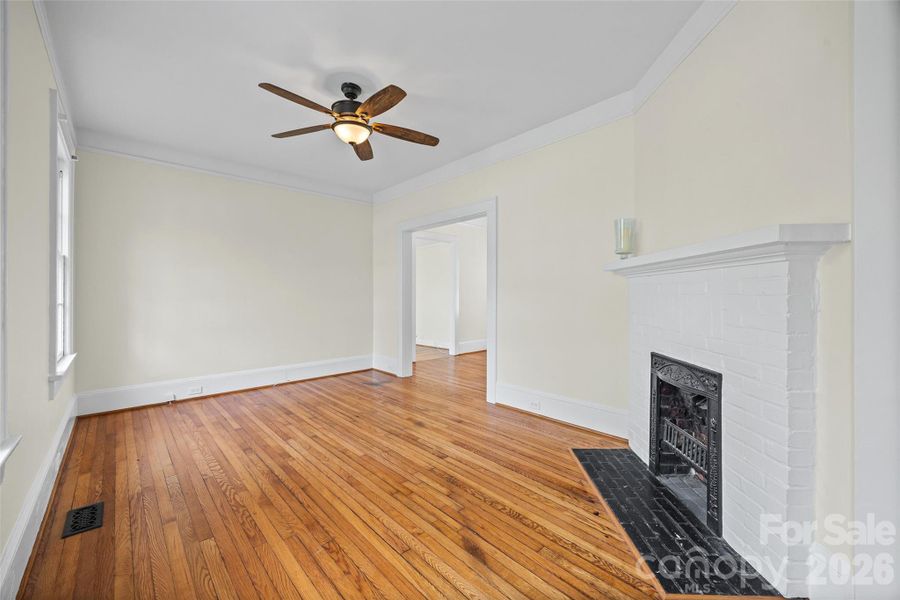 Spacious, unfurnished interior of a new home in , York (Image 17).