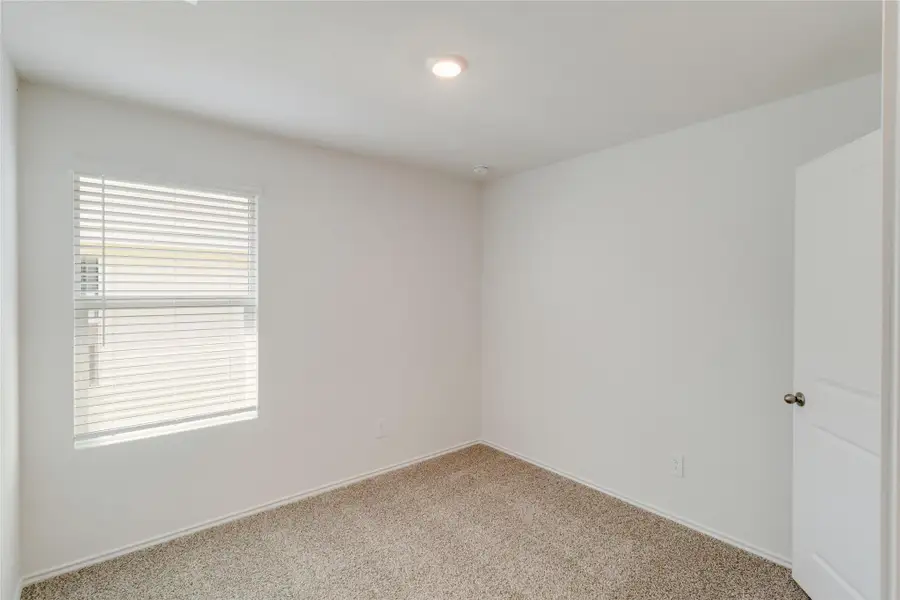 Spacious, unfurnished interior of a new home in Prairie Lakes, Buda (Image 11).