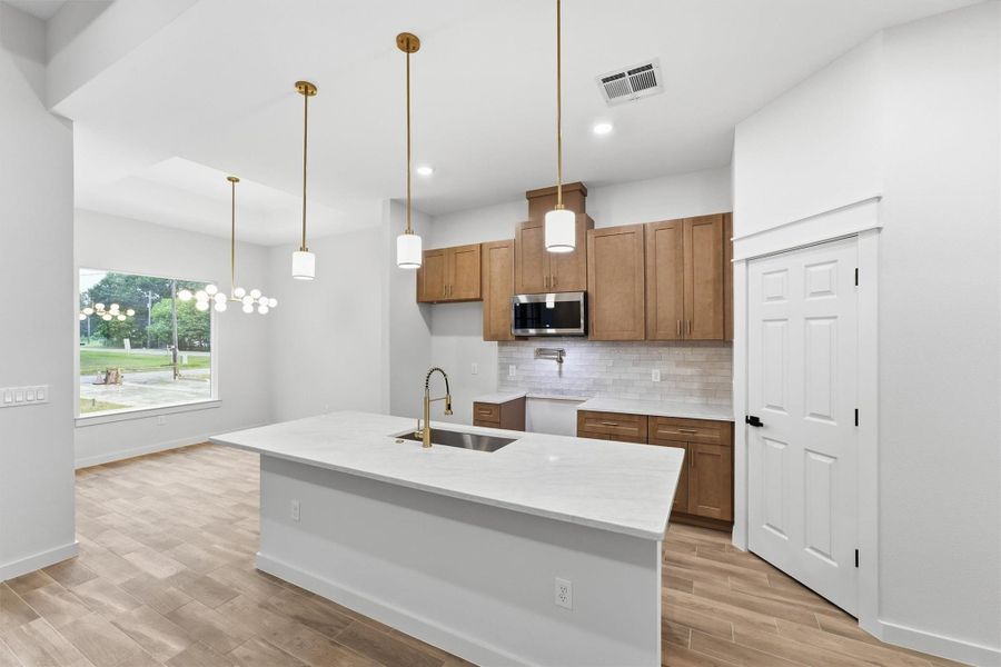 Furnished interior view inside a new home in , Conroe (Image 4).