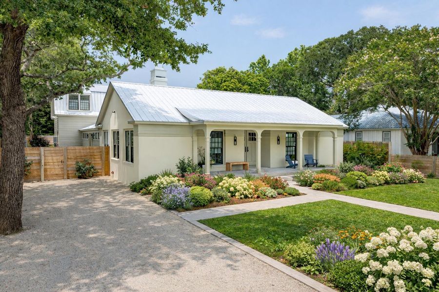 Image 52 of a home in .