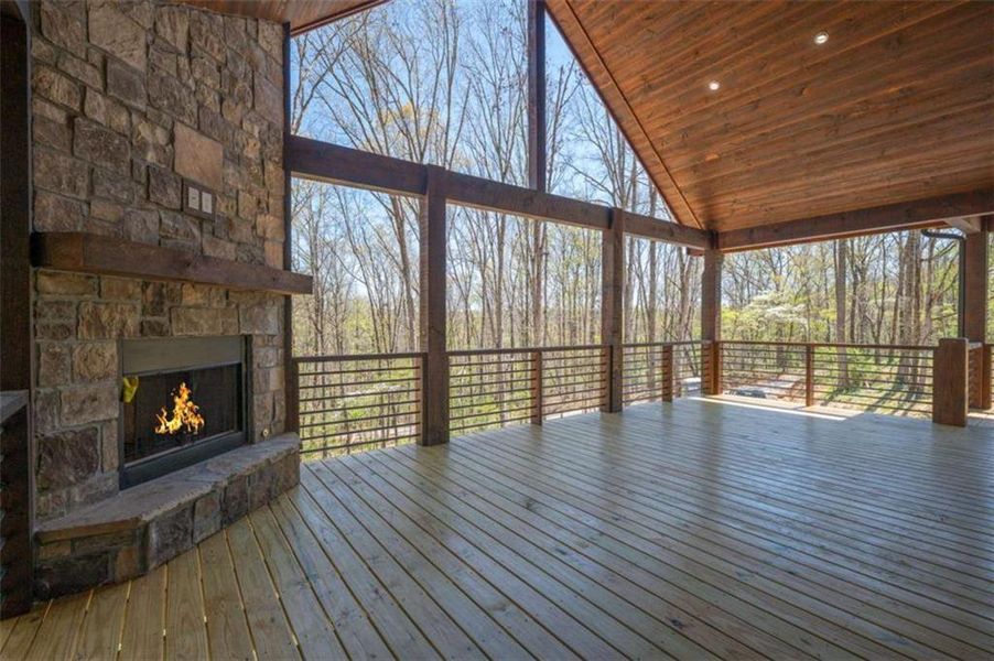 Exterior details and patio area of a home in , Mineral Bluff (Image 24).