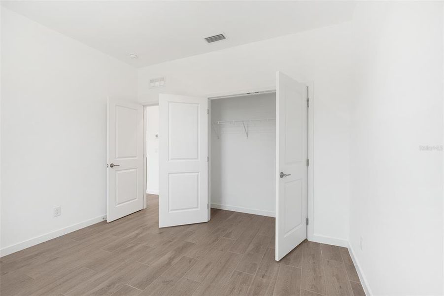 Spacious, unfurnished interior of a new home in , North Port (Image 31).