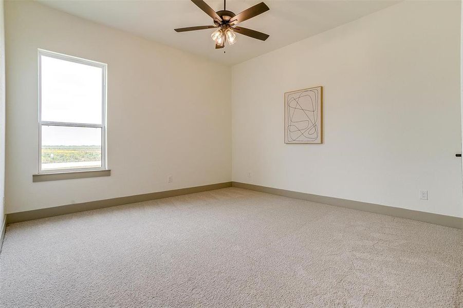 Spacious, unfurnished interior of a new home in , Waxahachie (Image 24).