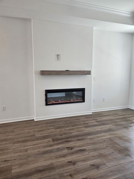 Spacious, unfurnished interior of a new home in Edgefield, Loris (Image 21).