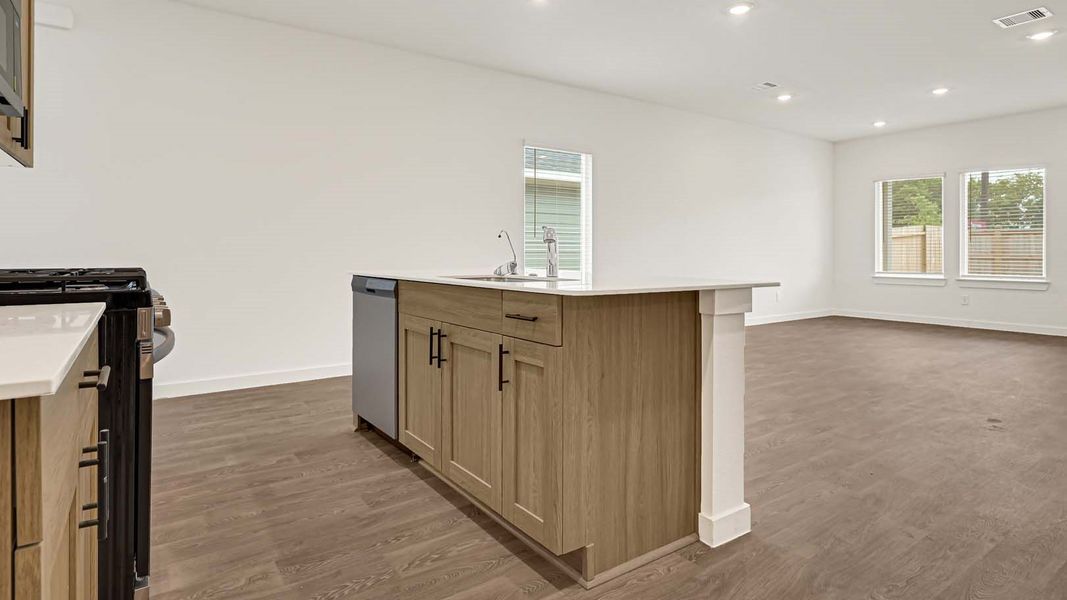 Furnished interior view inside a new home in Holly Ridge, Rosenberg (Image 9).