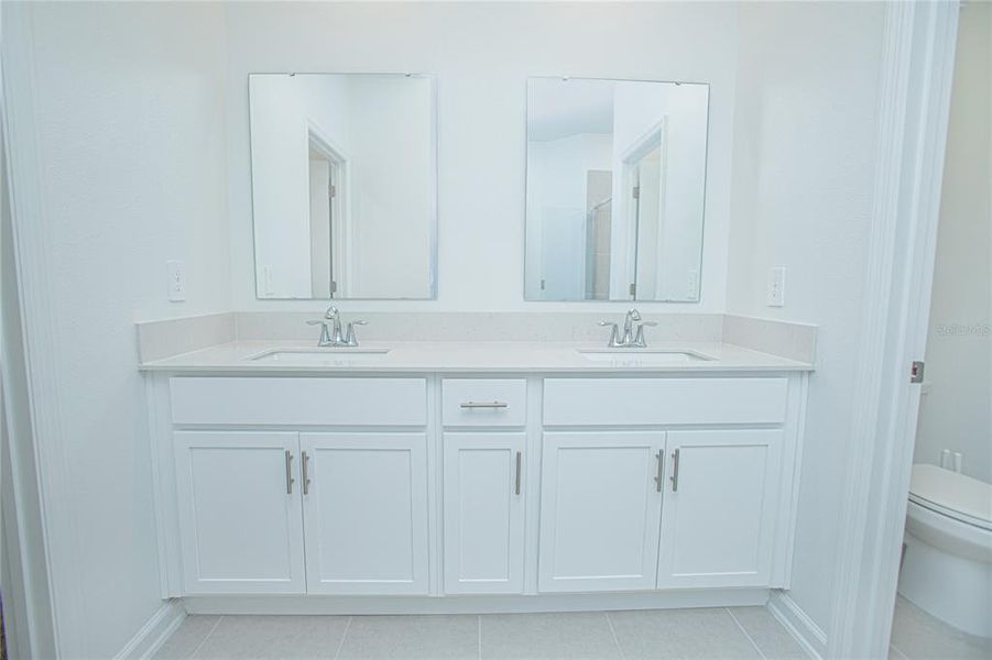 Furnished interior view inside a new home in Tohoqua, Kissimmee (Image 5).