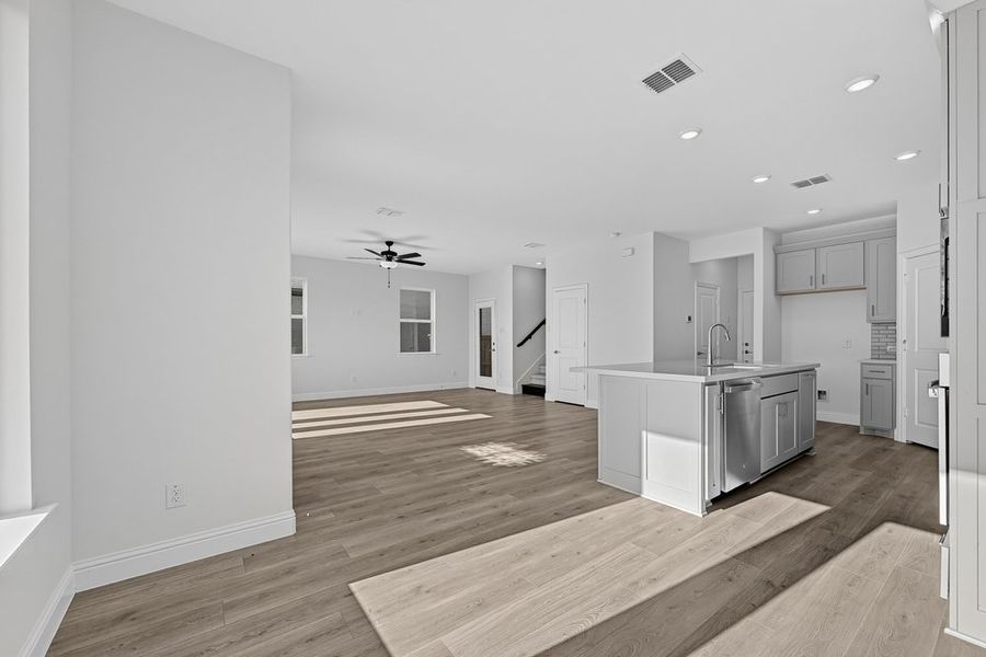 Spacious, unfurnished interior of a new home in North Sky Celina, Celina (Image 20). Spacious, unfurnished interior of a new home in North Sky Celina, Celina (Image 20).