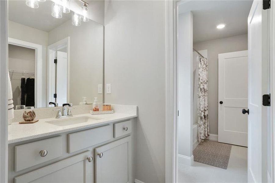 Furnished interior view inside a new home in , Roswell (Image 30).